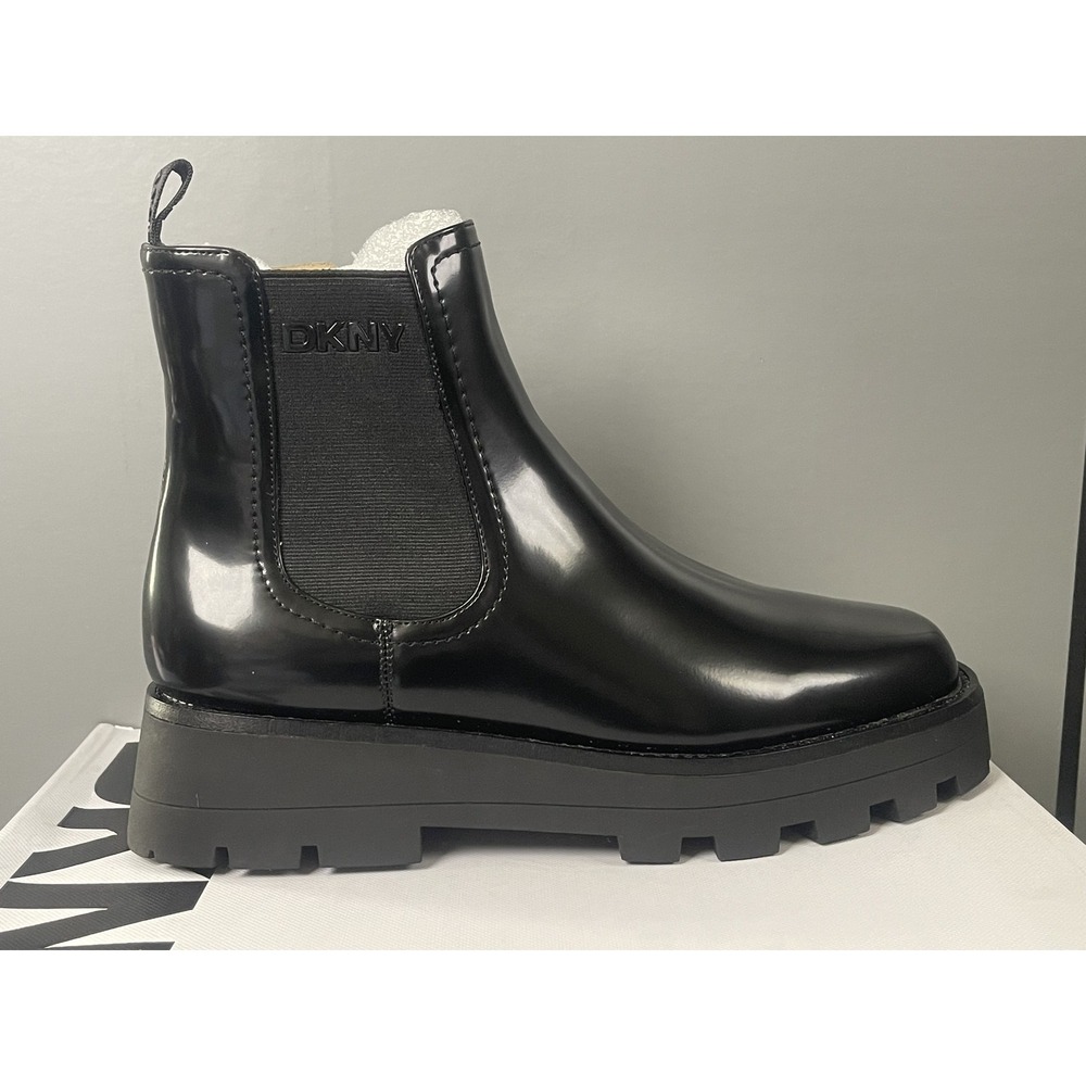 DKNY Boots Womens Size 8.5 Black Senni Chelsea Lug Sole Ankle Platform Booties